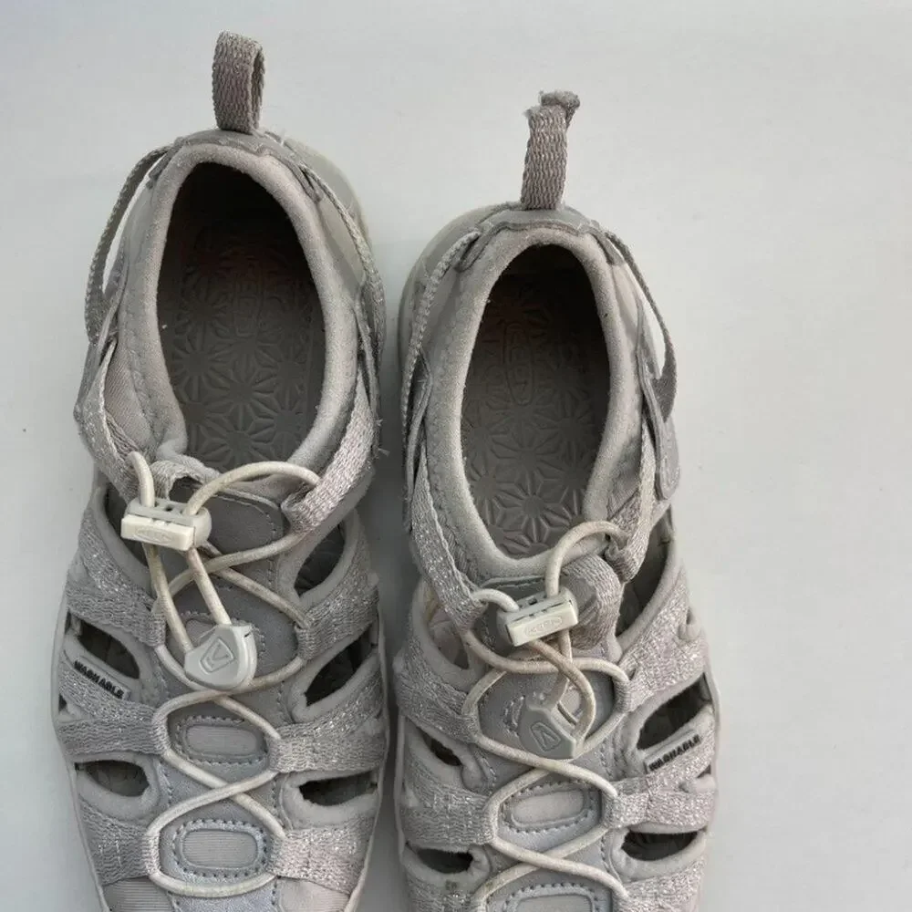 KEEN Kids Moxie Sandal Sz 1 Y